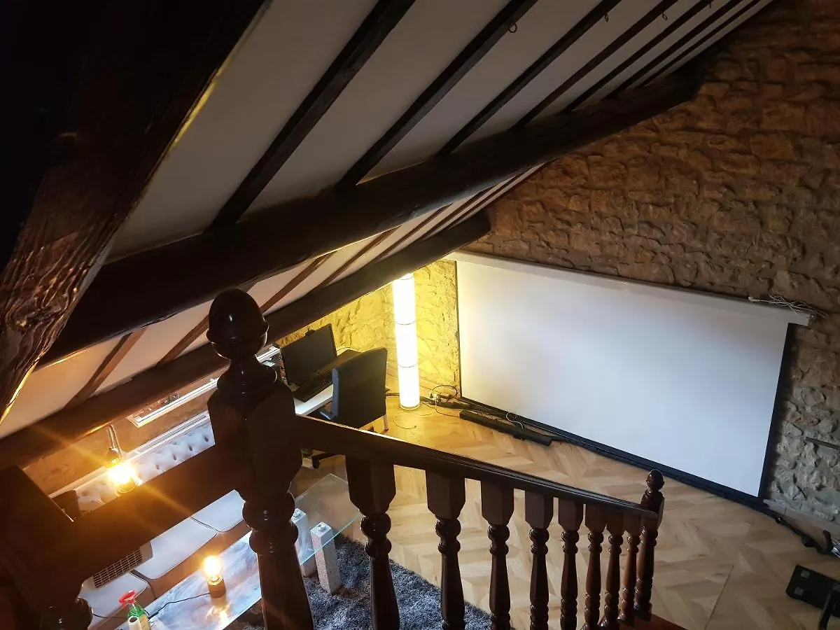Homestay Van Helsing Esch-sur-Alzette